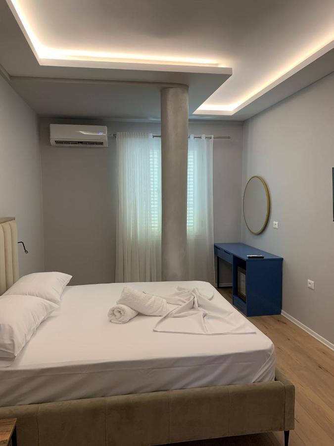 Nikaj Premium * Vlorë